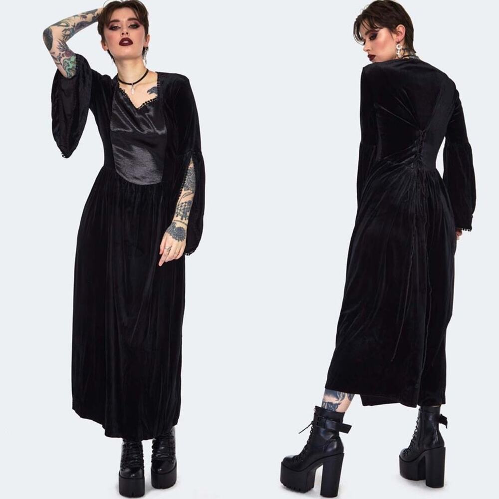 Jawbreaker Where‎ Are My Runes Velvet Bell Sleeve Corset Back Dress Black Size L